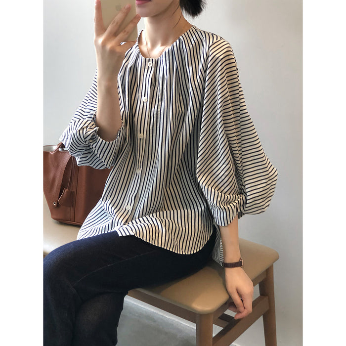 Loose round Neck Striped Shirt Spring Simple Graceful Bai Match Three Quarter Sleeve Shirt