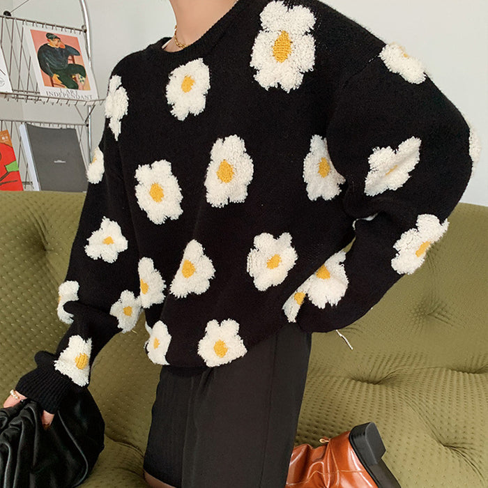 Autumn Winter Three Dimensional Little Daisy Thickened Black White Contrast Color Knitted Sweater Pullover for Women