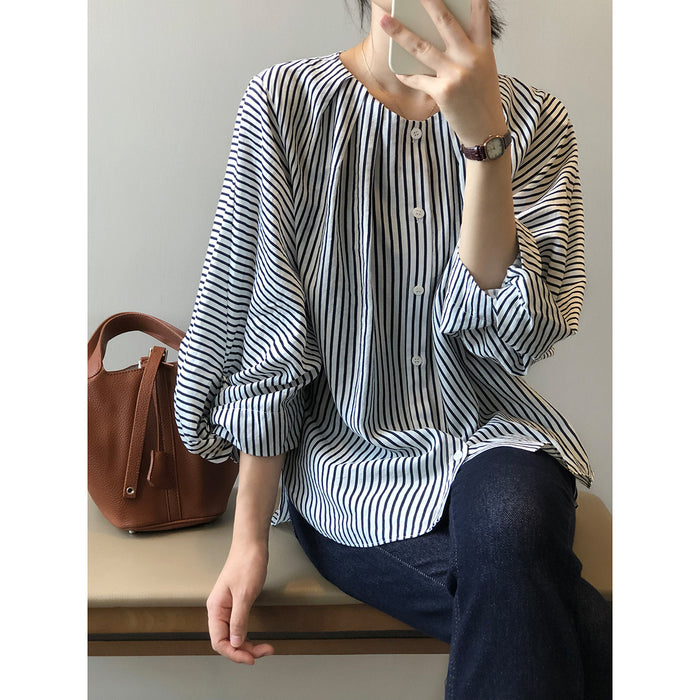 Loose round Neck Striped Shirt Spring Simple Graceful Bai Match Three Quarter Sleeve Shirt